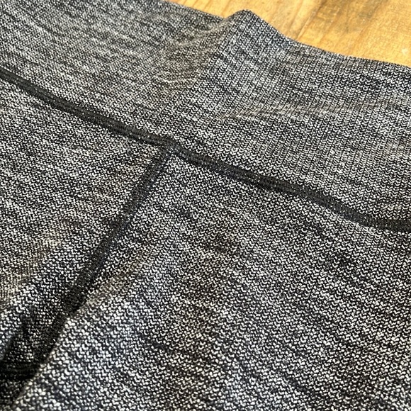 Lululemon Wunder Under High Rise Crop Yoga Pants - Picture 4 of 5